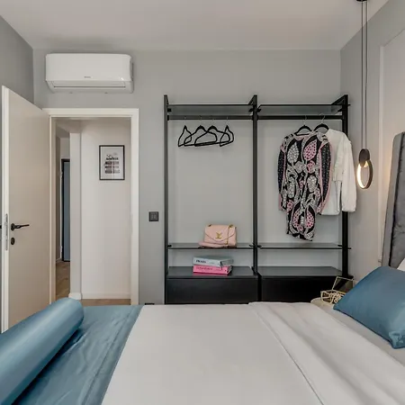 アパート Beachfront Znjan スプリト