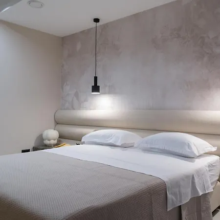 Beachfront Znjan スプリト