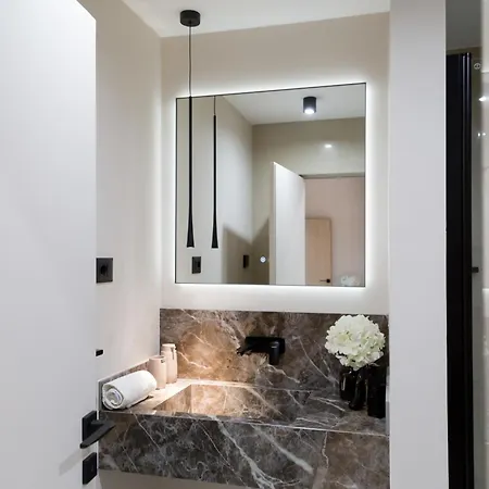 Beachfront Znjan * スプリト