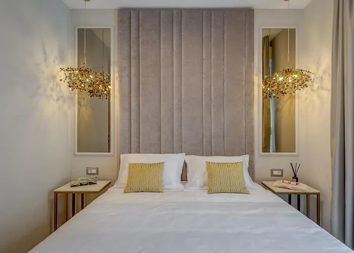 Beachfront Znjan דירה