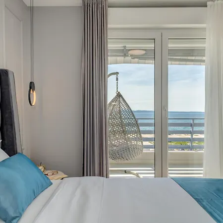 Appartement Beachfront Znjan *