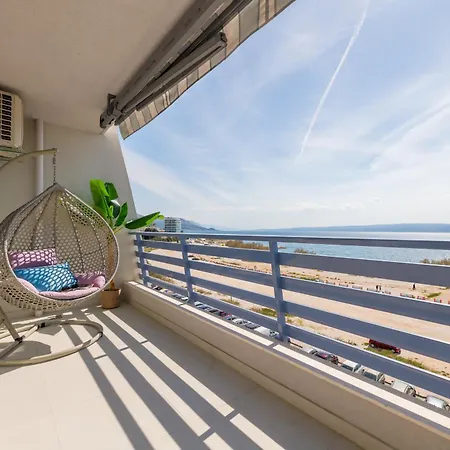Beachfront Znjan Appartement